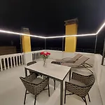 Ca' Francesca Terrace In Διαμέρισμα *